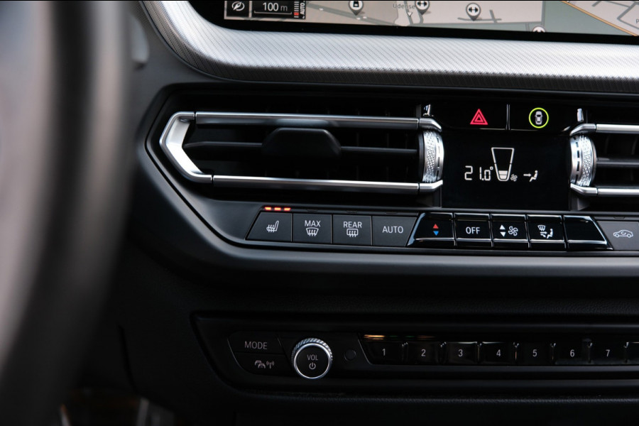 BMW 2 Serie Gran Coupé 218i High Executive *M-Pakket* 91dkm M-Sportinterieur/Navigatie |Recent Beurt Gehad|