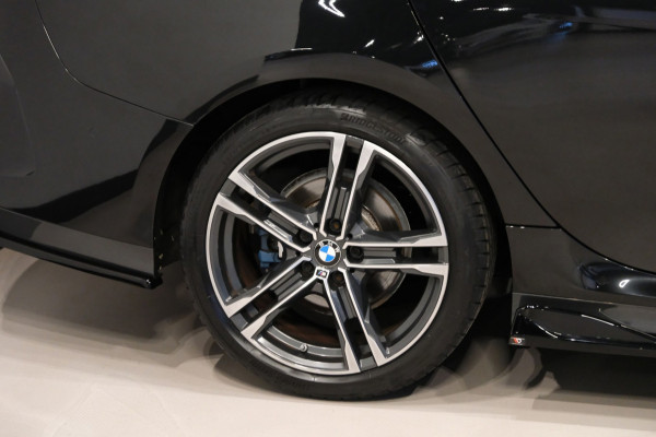 BMW 2 Serie Gran Coupé 218i High Executive *M-Pakket* 91dkm M-Sportinterieur/Navigatie |Recent Beurt Gehad|