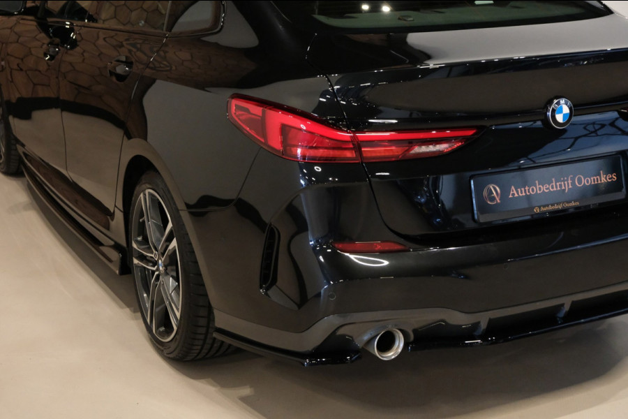 BMW 2 Serie Gran Coupé 218i High Executive *M-Pakket* 91dkm M-Sportinterieur/Navigatie |Recent Beurt Gehad|
