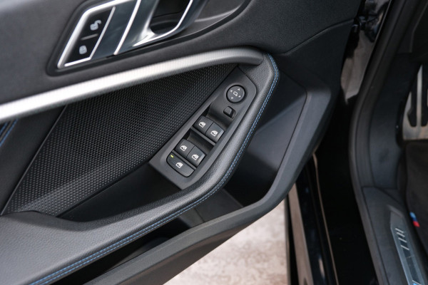 BMW 2 Serie Gran Coupé 218i High Executive *M-Pakket* 91dkm M-Sportinterieur/Navigatie |Recent Beurt Gehad|
