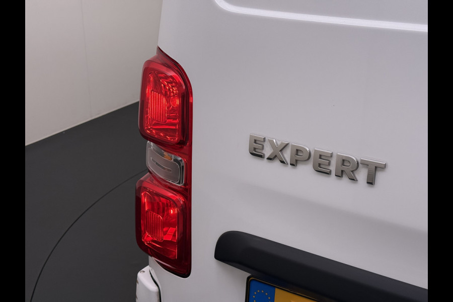 Peugeot Expert 2.0HDI 123PK 3-Persoons Euro 6 Imperiaal 2X Schuifdeur Trekhaak 360°Camera BlindSpot Assistent Apple Carplay Android Auto Cruise Betonplex Vloer Wandbetimmering Regen-Lichtsensor 2.500KG Trekgewicht 1e Eigenaar Origineel Nederlands
