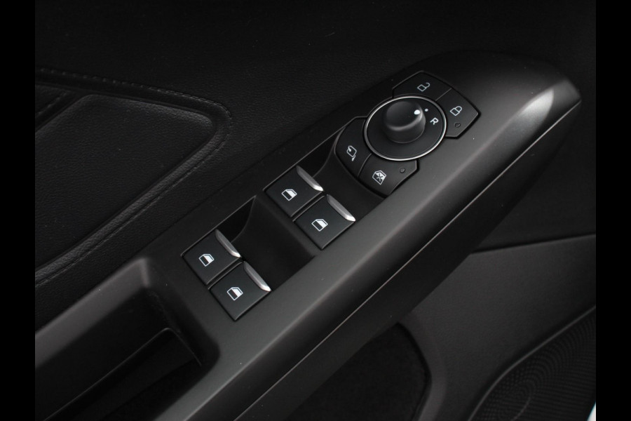 Ford FOCUS Wagon 155pk Hybrid Automaat Active X Navigatie Climate Control Camera Parkeer sensoren B&O Dab Led Lichtmetalen velgen
