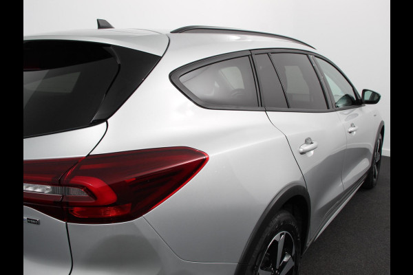 Ford FOCUS Wagon 155pk Hybrid Automaat Active X Navigatie Climate Control Camera Parkeer sensoren B&O Dab Led Lichtmetalen velgen