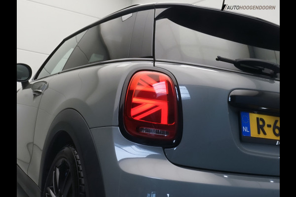 MINI 3-deurs 1.5 Cooper Camden Plus Edition (APPLE CARPLAY,PANORAMADAK,PARKEERSENSOREN,LM-VELGEN,CRUISE,CLIMATE CONTROL,LEDER)