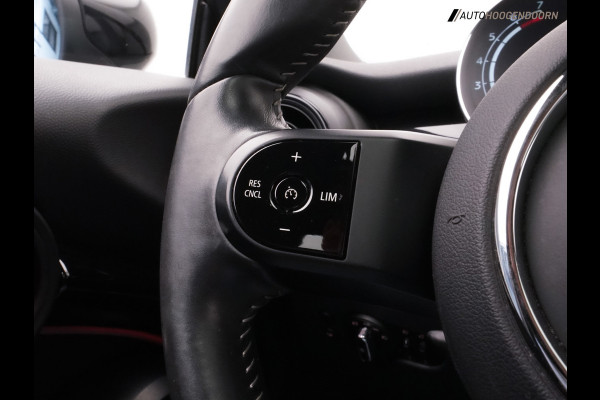 MINI 3-deurs 1.5 Cooper Camden Plus Edition (APPLE CARPLAY,PANORAMADAK,PARKEERSENSOREN,LM-VELGEN,CRUISE,CLIMATE CONTROL,LEDER)