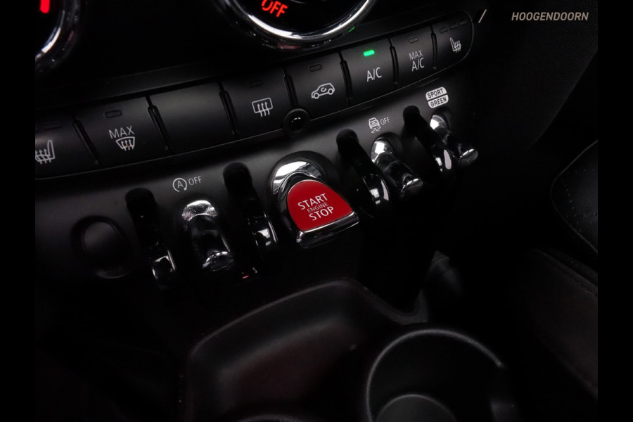 MINI 3-deurs 1.5 Cooper Camden Plus Edition (APPLE CARPLAY,PANORAMADAK,PARKEERSENSOREN,LM-VELGEN,CRUISE,CLIMATE CONTROL,LEDER)