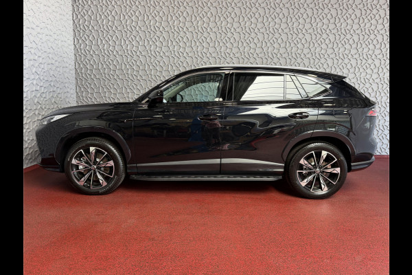 MG MG HS PHEV 1.5 TGDI LUXURY PHEV PLUG-IN HYBRIDE | LEER | 272PK NIEUWE AUTO | >1.000 KM TOTAAL BEREIK | 360° CAMERA | ELEKTRISCHE ACHTERKLEP