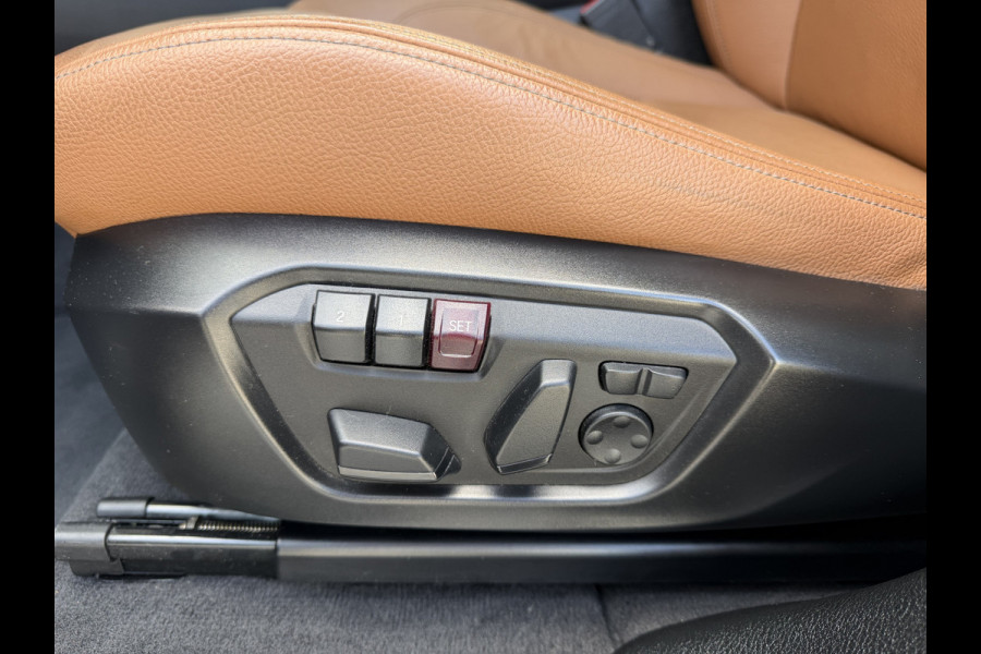 BMW X4 xDrive28i High Executive M Sport Edition | Panorama dak | Head- Up | Camera | Memory Stoelen