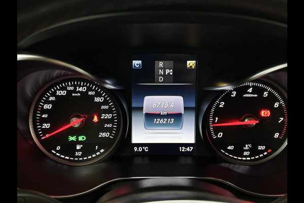 Mercedes-Benz GLC-Coupé 300 4-MATIC AMG | Night pakket | Schuifdak | Treeplanken | Burmester Sound | 360gr Camera | Lederen bekleding | ALL SEASONS banden Inclusief 12 Maanden Garantie.
