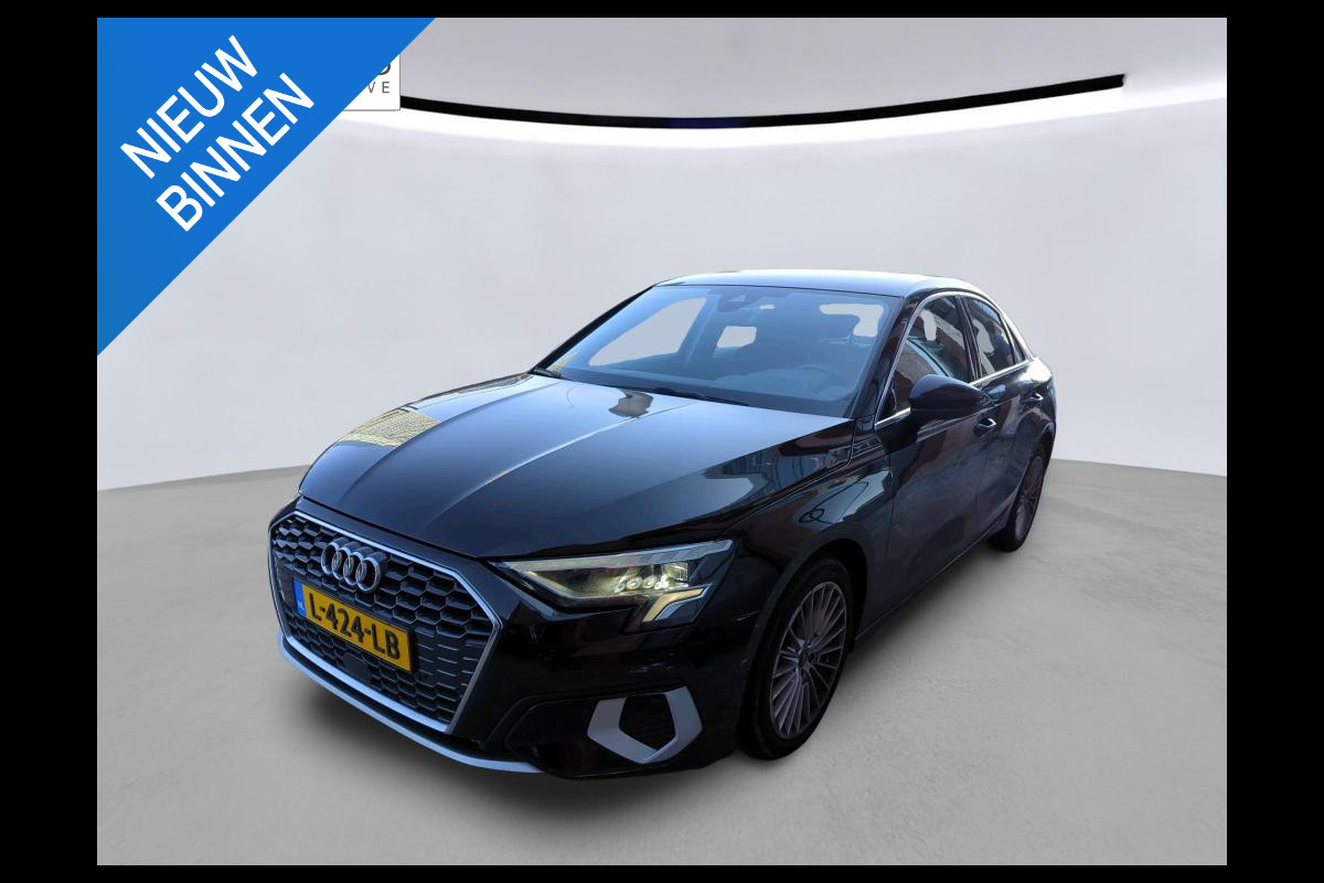 Audi A3 Limousine 30 TFSI Business edition NL-AUTO | CAMERA | AUTOMAAT | DIGIDASH