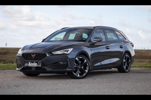 CUPRA Leon 1.4i Plug-In Hybrid SPORTSTOURER / CARPLAY / CAMERA / KUIP STOELEN / PERFECT ONDERHOUDEN
