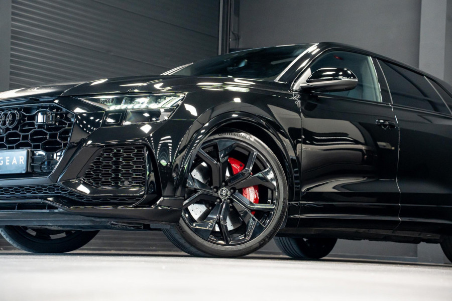 Audi RS Q8 4.0 TFSI quattro *Bang & Olufsen / Panorama / AWD-besturing / Keramisch / RS-Sportuitlaat / Standverwarming / Soft-Close*