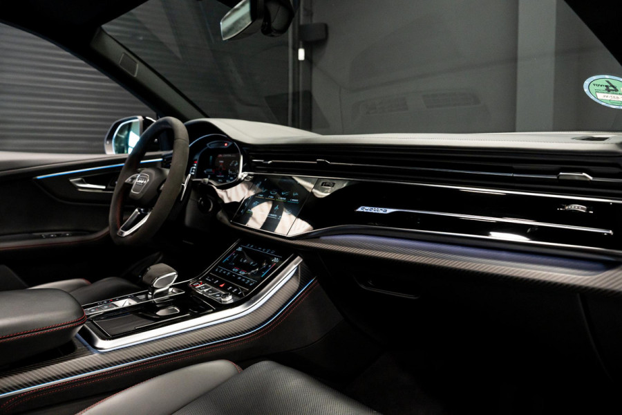 Audi RS Q8 4.0 TFSI quattro *Bang & Olufsen / Panorama / AWD-besturing / Keramisch / RS-Sportuitlaat / Standverwarming / Soft-Close*