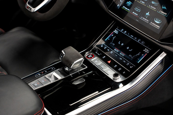 Audi RS Q8 4.0 TFSI quattro *Bang & Olufsen / Panorama / AWD-besturing / Keramisch / RS-Sportuitlaat / Standverwarming / Soft-Close*