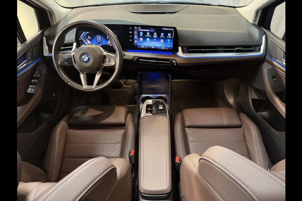 BMW 2 Serie Active Tourer 225e xDrive Luxury Line 17"/Leder + memory/Panoramadak/Camera/Apple Carplay & Android Auto