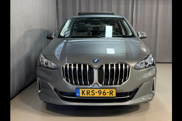 BMW 2 Serie Active Tourer 225e xDrive Luxury Line 17"/Leder + memory/Panoramadak/Camera/Apple Carplay & Android Auto