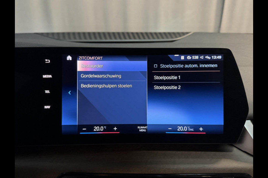 BMW 2 Serie Active Tourer 225e xDrive Luxury Line 17"/Leder + memory/Panoramadak/Camera/Apple Carplay & Android Auto