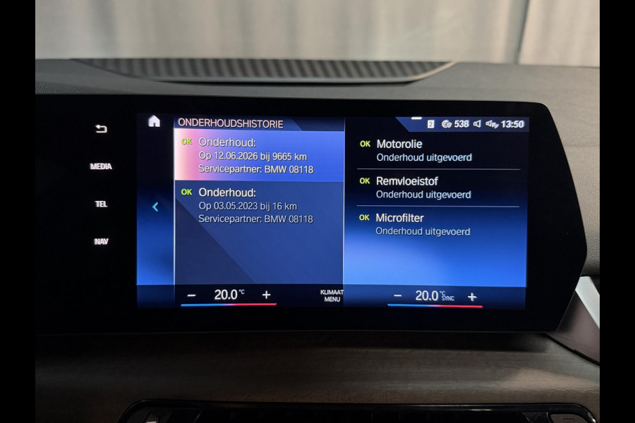 BMW 2 Serie Active Tourer 225e xDrive Luxury Line 17"/Leder + memory/Panoramadak/Camera/Apple Carplay & Android Auto