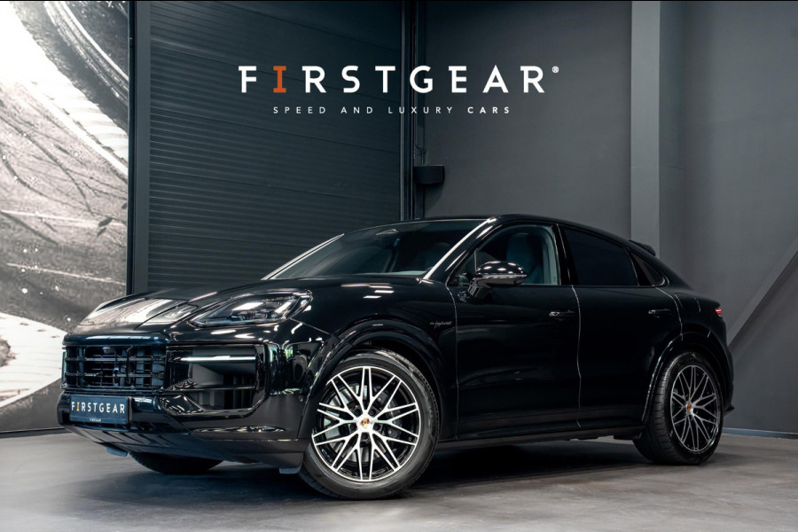 Porsche Cayenne Coupé 3.0 E-Hybrid Black Edition *BOSE / Panorama / Sport-Chrono / HUD / Keyless / Soft-close*