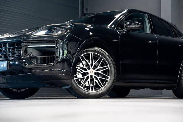 Porsche Cayenne Coupé 3.0 E-Hybrid Black Edition *BOSE / Panorama / Sport-Chrono / HUD / Keyless / Soft-close*