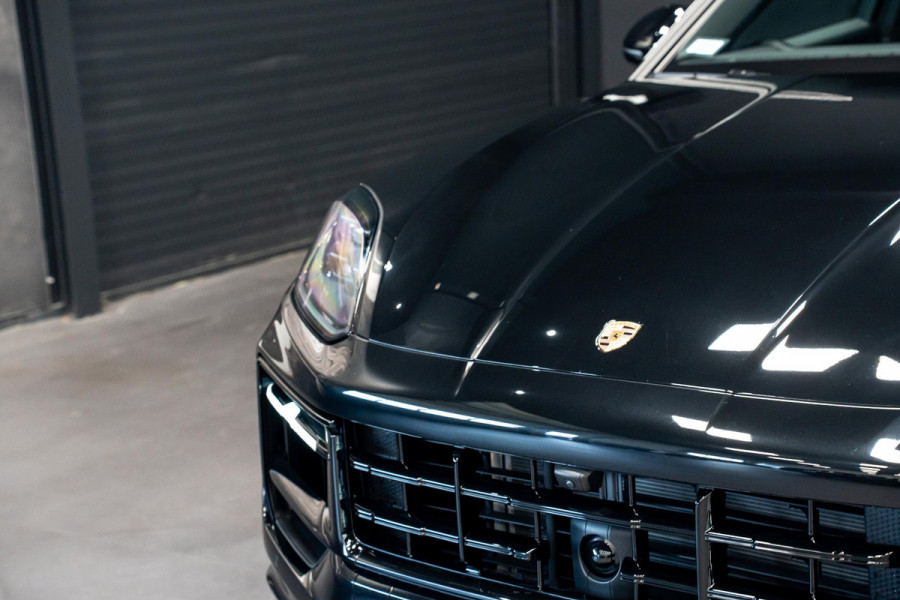Porsche Cayenne Coupé 3.0 E-Hybrid Black Edition *BOSE / Panorama / Sport-Chrono / HUD / Keyless / Soft-close*