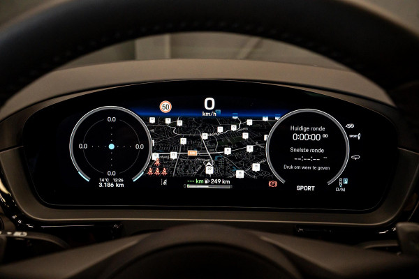 Porsche Cayenne Coupé 3.0 E-Hybrid Black Edition *BOSE / Panorama / Sport-Chrono / HUD / Keyless / Soft-close*