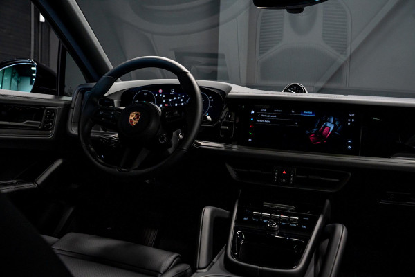 Porsche Cayenne Coupé 3.0 E-Hybrid Black Edition *BOSE / Panorama / Sport-Chrono / HUD / Keyless / Soft-close*