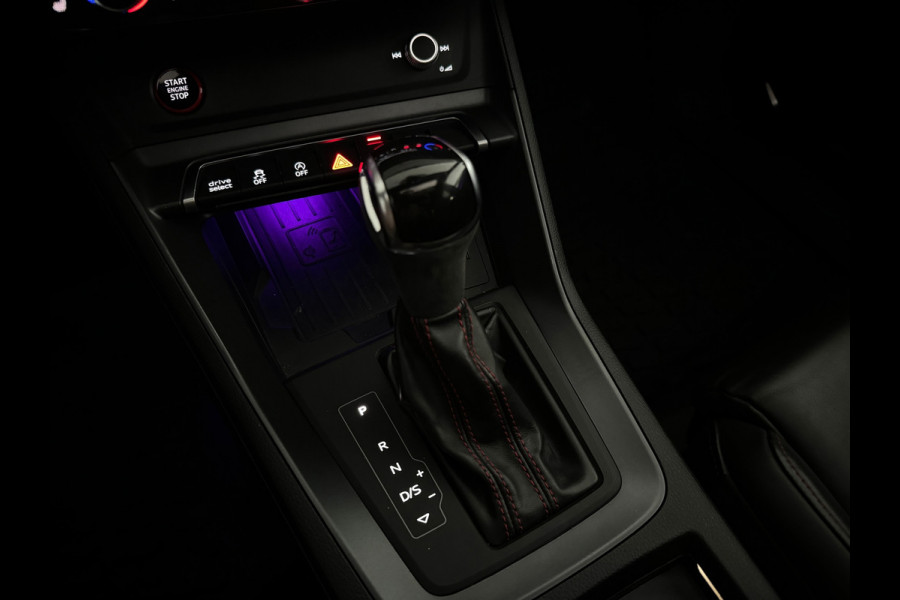 Audi RSQ3 Sportback 2.5 TFSI RS Pano|B&O|Trekhaak|360|Memory|Sfeer