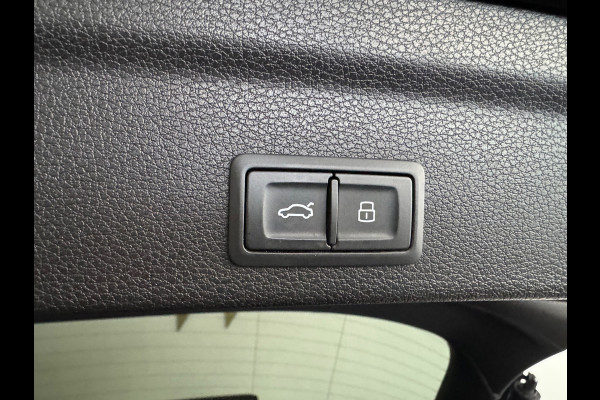 Audi RSQ3 Sportback 2.5 TFSI RS Pano|B&O|Trekhaak|360|Memory|Sfeer
