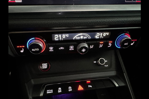 Audi RSQ3 Sportback 2.5 TFSI RS Pano|B&O|Trekhaak|360|Memory|Sfeer