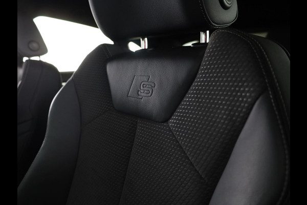 Audi Q3 Sportback 45 TFSI e S Edition 245pk | Navigatie | Elektrisch verstelbare voorstoelen | Sonos Audio | Adaptieve cruise controle | Stoelverwarming | S-line interieur