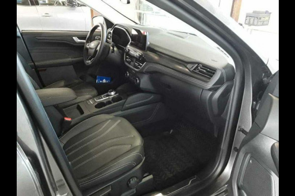 Ford Kuga 2.5 PHEV Vignale | Uniek! 21.500 KM | Trekhaak Wegklapbaar | Volledig Lederen Interieur| Winter Pack |