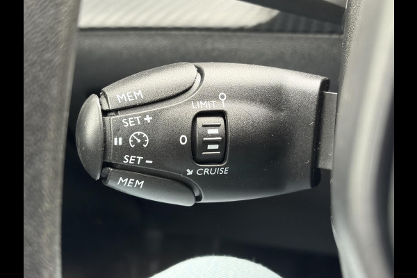 Peugeot 208 1.2 PureTech Like ✓Carplay✓Navi✓2e Eigenaar✓Dealer Onderhouden✓Airco✓Cruise✓Weinig Km✓N.A.P✓Apk tot 09-2027