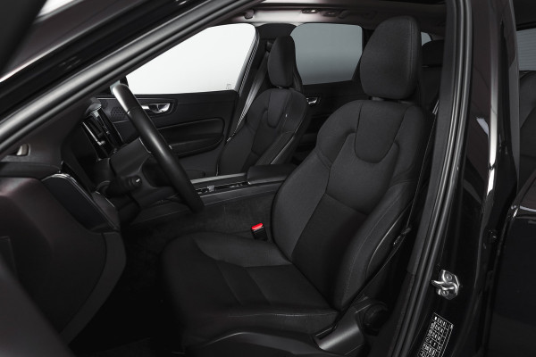 Volvo XC60 2.0 Recharge T6 AWD Business Pro | S/K Panodak | Elek. Trekhaak | Dig.Cockpit | Adapt.Cruise | Stoel-+Stuurverw. | Camera | PDC | NAV+App.Connect | Auto.Airco | LM 18" |