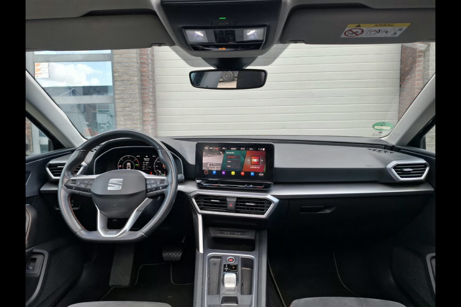 Seat Leon SPORTSTOURER 1.4 TSI eHybrid PHEV FR | Pano | ACC | Matrix LED | Dealer Onderhouden