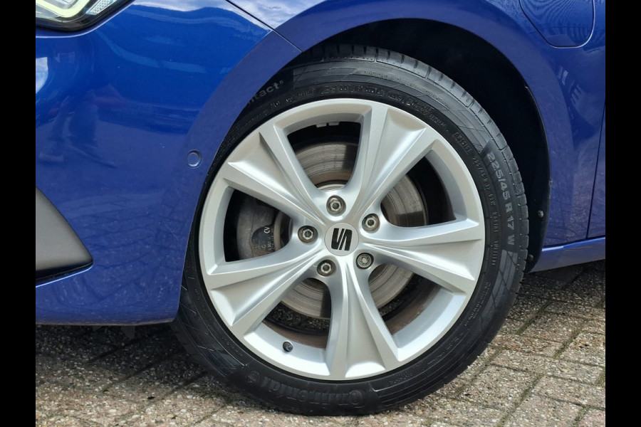 Seat Leon SPORTSTOURER 1.4 TSI eHybrid PHEV FR | Pano | ACC | Matrix LED | Dealer Onderhouden