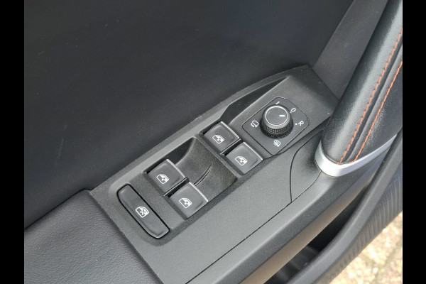 Seat Leon SPORTSTOURER 1.4 TSI eHybrid PHEV FR | Pano | ACC | Matrix LED | Dealer Onderhouden