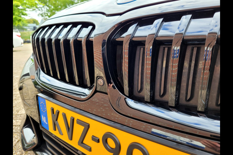BMW 3 Serie Touring 320e Pano 360-Cam Tr.haak, 98% SOH (BTW-auto)