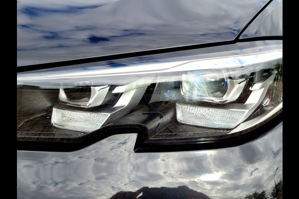 BMW 3 Serie Touring 320e Pano 360-Cam Tr.haak, 98% SOH (BTW-auto)