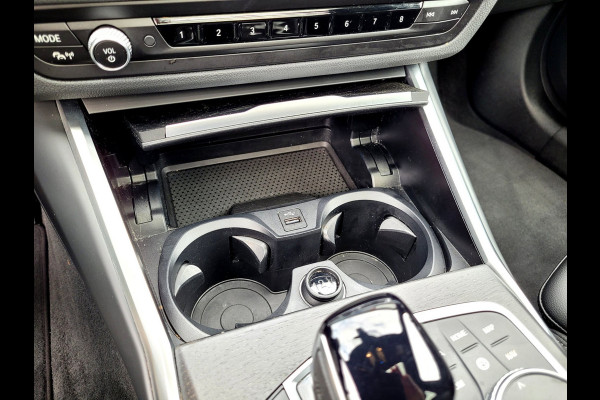 BMW 3 Serie Touring 320e Pano 360-Cam Tr.haak, 98% SOH (BTW-auto)