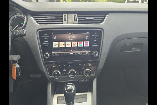 Škoda Octavia Combi 1.0 TSI Greentech Clever Edition | Automaat | Led | Navi | Stoelverwarming | App-connect | Cruise | PDC |