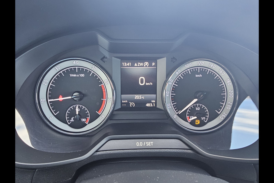 Škoda Octavia Combi 1.0 TSI Greentech Clever Edition | Automaat | Led | Navi | Stoelverwarming | App-connect | Cruise | PDC |