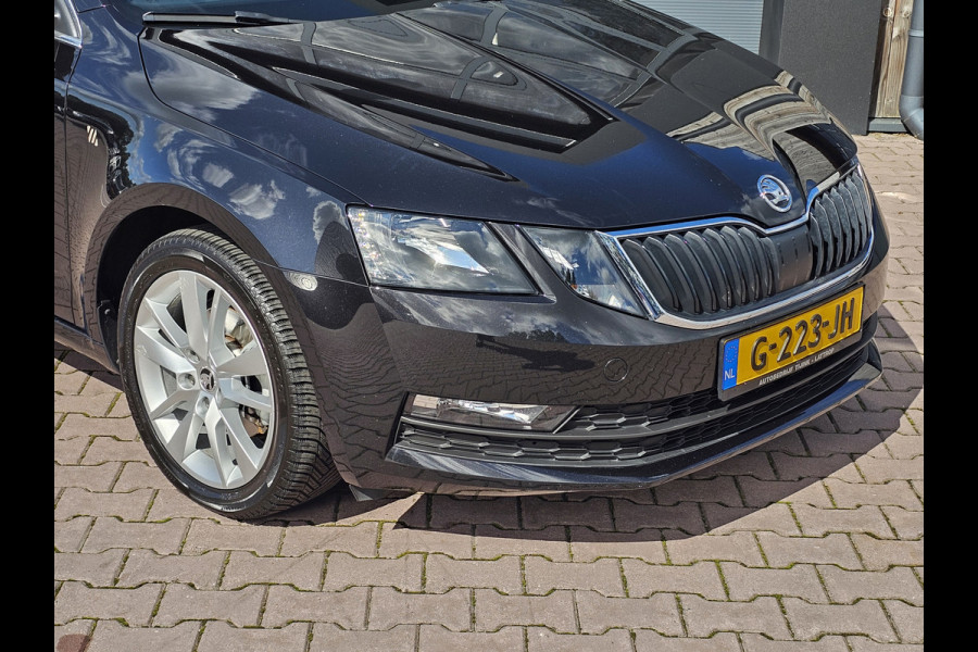 Škoda Octavia Combi 1.0 TSI Greentech Clever Edition | Automaat | Led | Navi | Stoelverwarming | App-connect | Cruise | PDC |