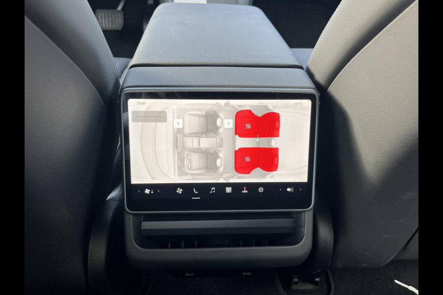 Tesla Model 3 Premium Long Range AWD 78 kWh VAN: 50.900,- VOOR: 47.440,- UW HERFSTVOORDEEL: 3.460,-| 8.000KM!| TESLA GARANTIE T/M 6-2030 OF 80.000KM! ACCU + AANDRIJFLIJN T/M 2034 OF 192.000KM!|