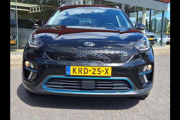 Kia e-Niro ExecutiveLine Sky 64 kWh | SOH: 95.8% | 3 Fase | Warmtepomp | Schuifdak | Leder | Memory Seat |