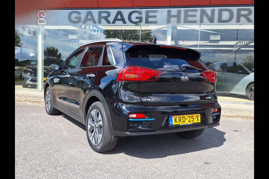 Kia e-Niro ExecutiveLine Sky 64 kWh | SOH: 95.8% | 3 Fase | Warmtepomp | Schuifdak | Leder | Memory Seat |