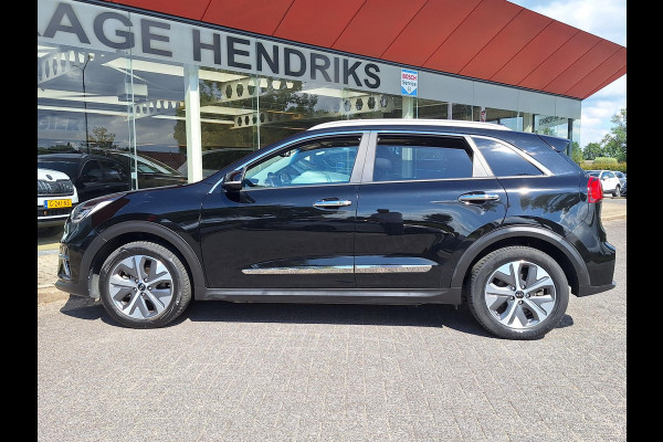 Kia e-Niro ExecutiveLine Sky 64 kWh | SOH: 95.8% | 3 Fase | Warmtepomp | Schuifdak | Leder | Memory Seat |