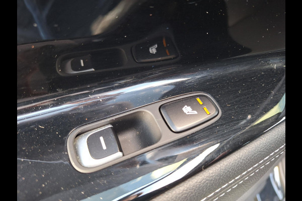 Kia e-Niro ExecutiveLine Sky 64 kWh | SOH: 95.8% | 3 Fase | Warmtepomp | Schuifdak | Leder | Memory Seat |