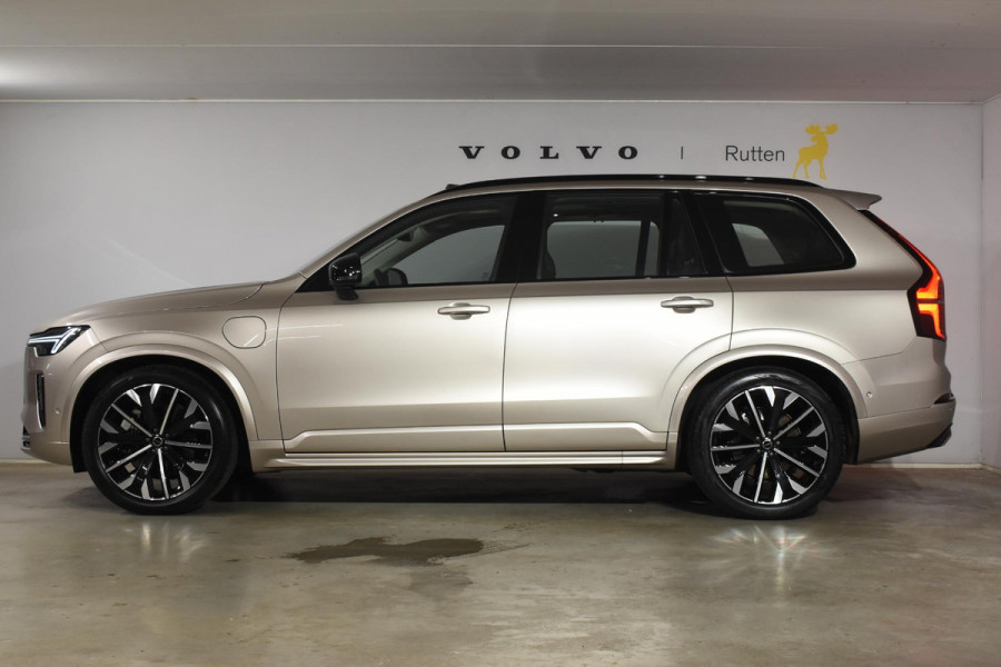 Volvo XC90 T8 455PK Plug-in hybrid AWD Ultra Dark / Bowers & Wilkins / Luchtvering / Head-Up Display / 360 Camera / Massagestoelen / Elektrisch bedienbare stoelen met geheugen / Stoelventilatie / Nappaleder / Elektrisch uitklapbare trekhaak / Gelamineerde ruiten