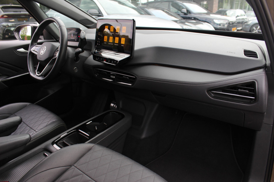Volkswagen ID.3 Pro Business 59 kWh / SoH 93,1% / Camera / Leder / CarPlay / Matrix LED / Keyless / 19'' / Sfeerverlichting / Stoelverwarming / DAB / ACC